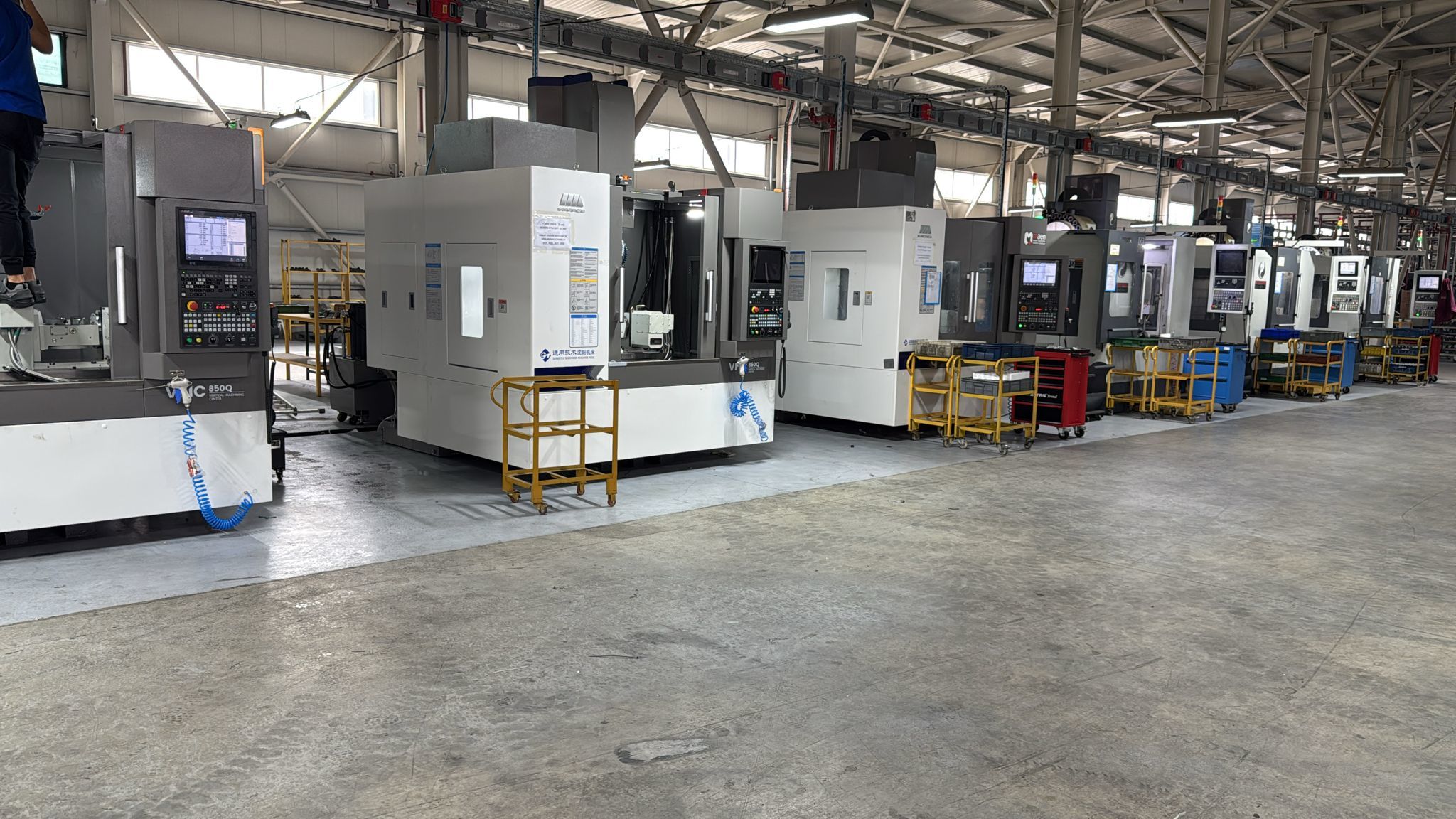 최신 회사 사례 터키 제조업체는 어떻게 SMTCL VMC850Q 및 DTC500을 사용하여 CNC 생산 효율성을 40% 높였습니까?