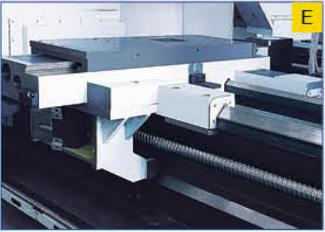 SMTCL 무거운 CNC 턴 5000mm HTC125500 수평 평면 침대 CNC 무거운 턴 5