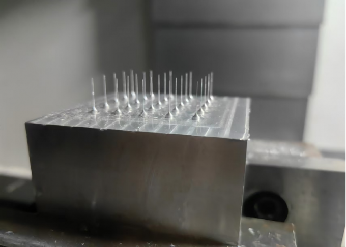 4 축 3 축 수직 가공 센터 SV960L 테이블 크기 1100 * 550mm 수직 밀링 센터 14