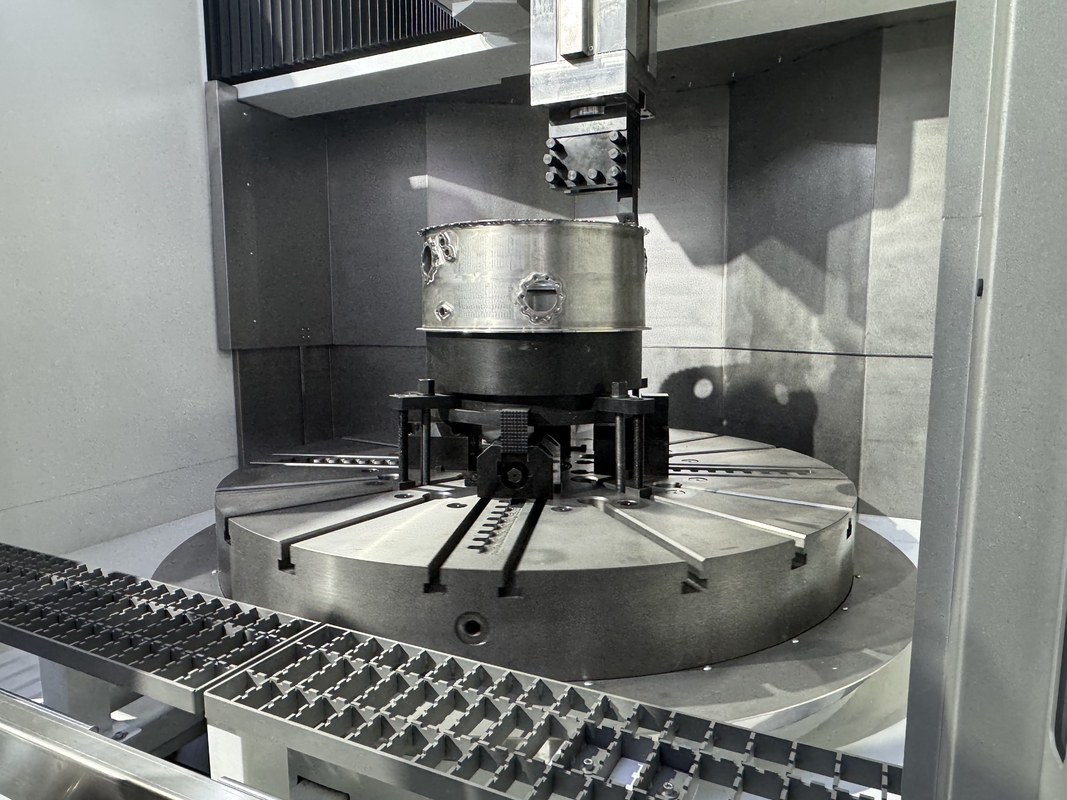 무거운 수직 CNC 톱니 VTC250140H Max.Swing 직경 3000mm 새로운 에너지 베어링 CNC 수직 톱니