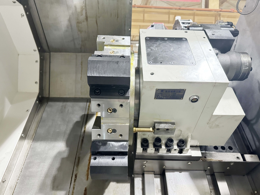 SMTCL CNC 턴 머신 HTC50B FANUC 시스템 수평 12 스테이션 서보 타워 슬랜트 베드 CNC 턴 머신