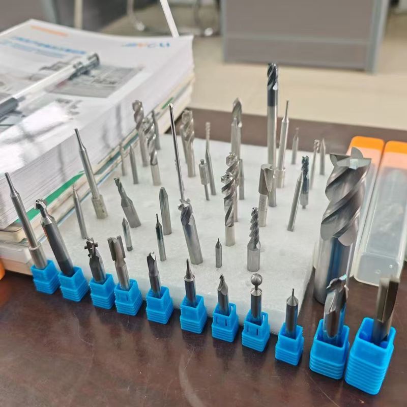 고 정밀 CNC 5 축 도구 깎는 기계 MG80 5 축 도구 깎는 기계